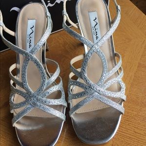 Nina  Amabel NEW fancy shoes size 7